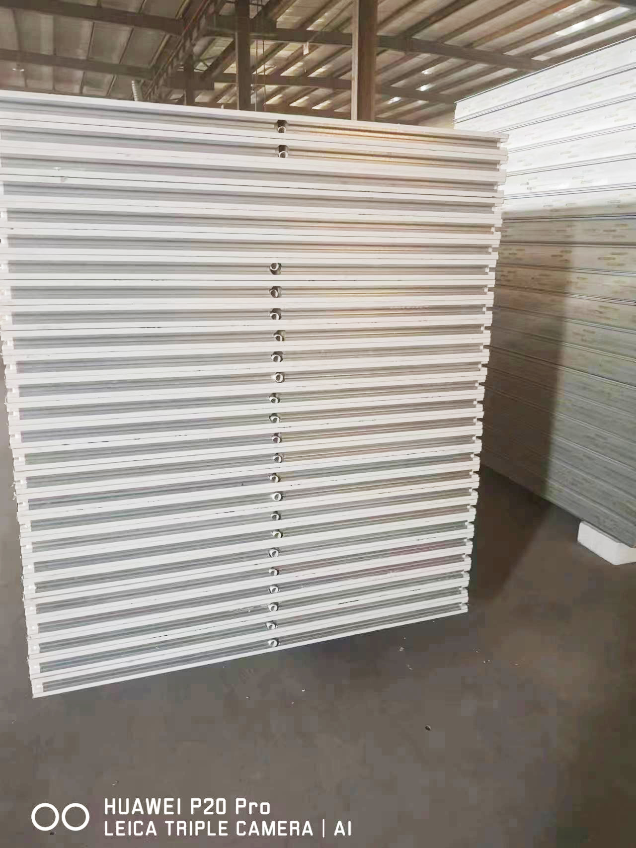 岩棉手工夾心闆,岩棉淨化闆,岩棉淨化闆廠家,岩棉淨化闆生産廠家,河北淨化闆,石家莊淨化闆